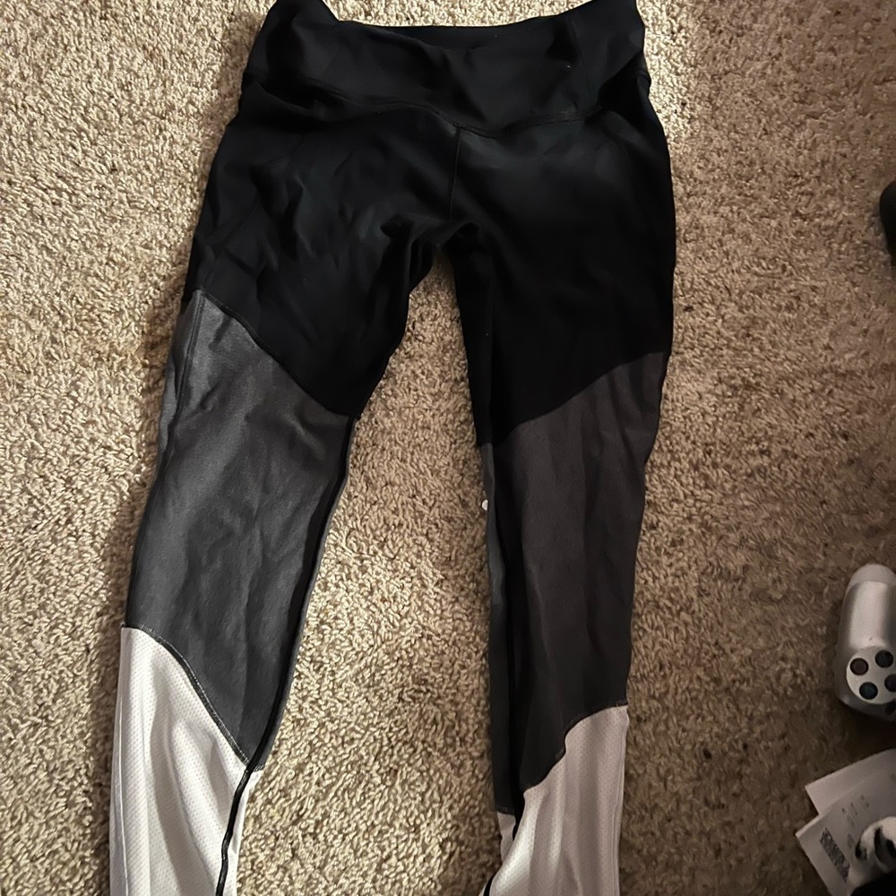 Calia by carrie underwood leggings